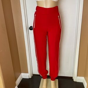 nisse woman’s red casual- sport joggers US 4